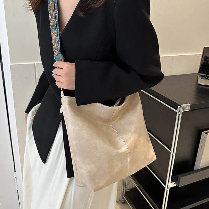 Women's Vintage Leather Solid Color Shoulder or Crossbody Bag