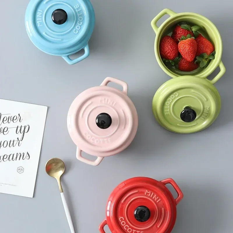 Ceramic Ramekins Bowls with Lids For Casseroles, Souffles, French Onion Soup and Creme Brulees