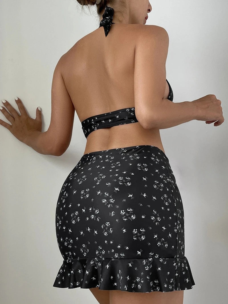 Low Cut Bikini Set with Ruffles Skirt (Three Pieces)